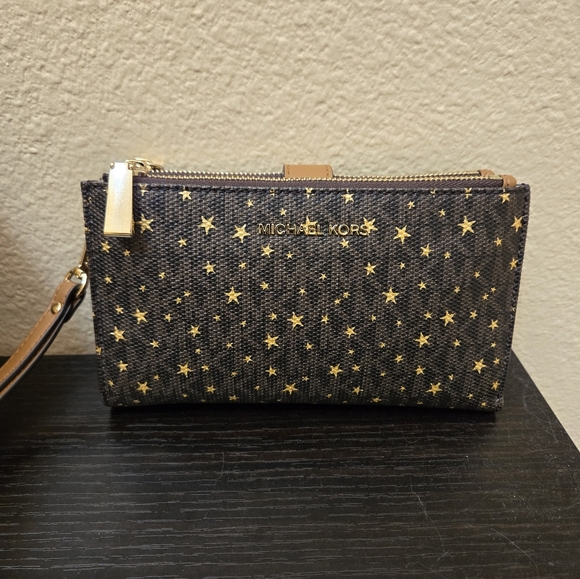 Michael Kors Boxed Jet Set Medium Double Zip Wallet With Gold Stars - Picture 3 of 9